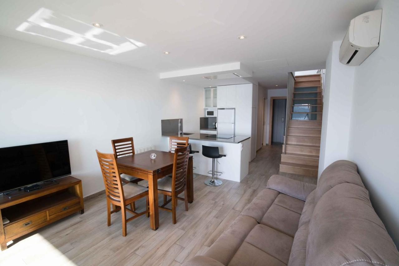 Duplex Cortey กาเลญา เด ปาลาฟรูเจล ภายนอก รูปภาพ